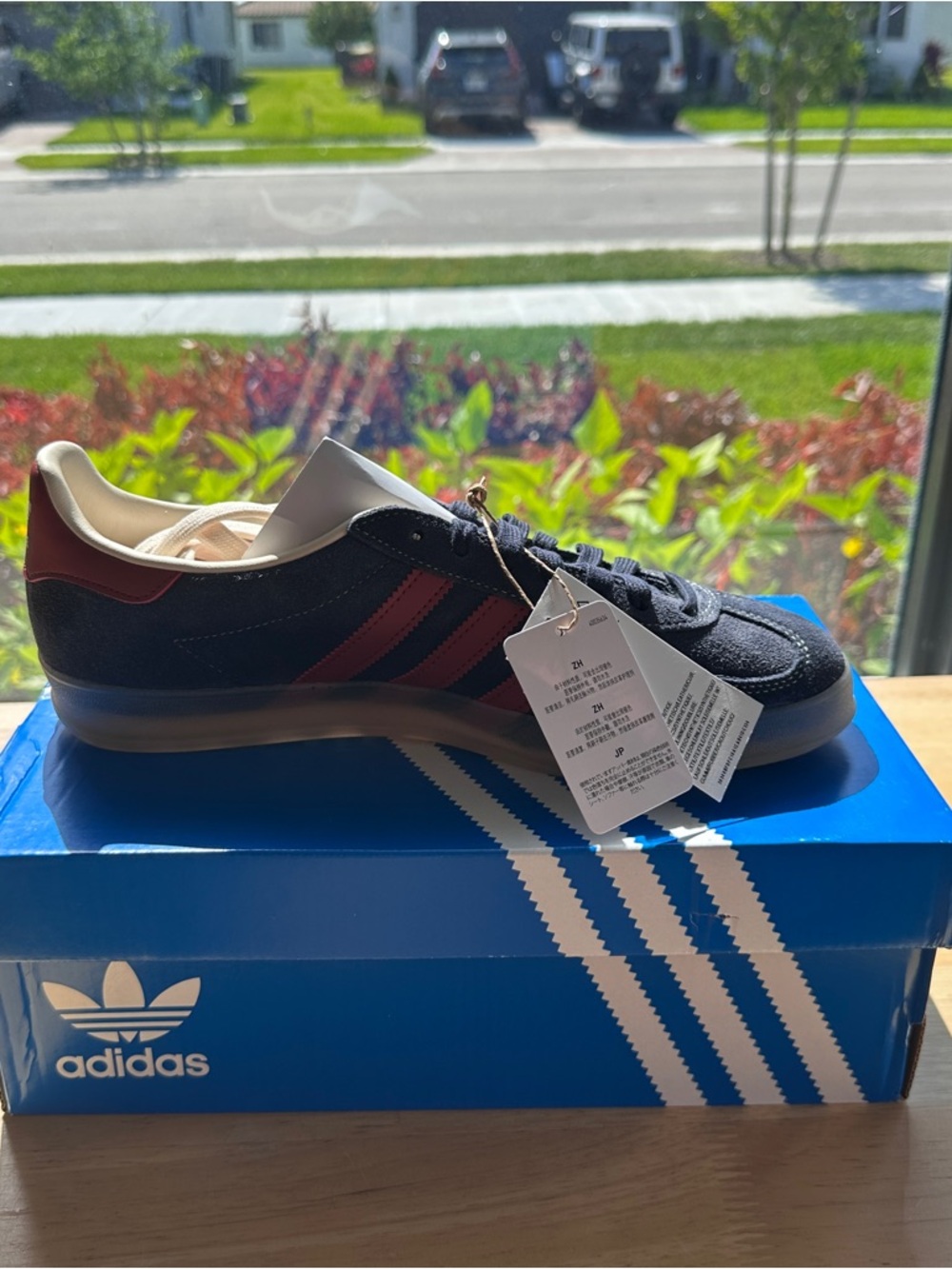 adidas Gazelle indoor suede Sneakers legend ink Navy Suede with Red Stripes New - Picture 9 of 16
